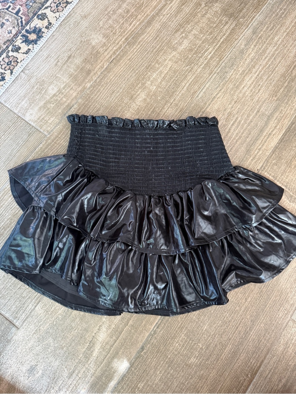 QUEEN OF SPARKLES Black Shiny Ruffled Mini Skort